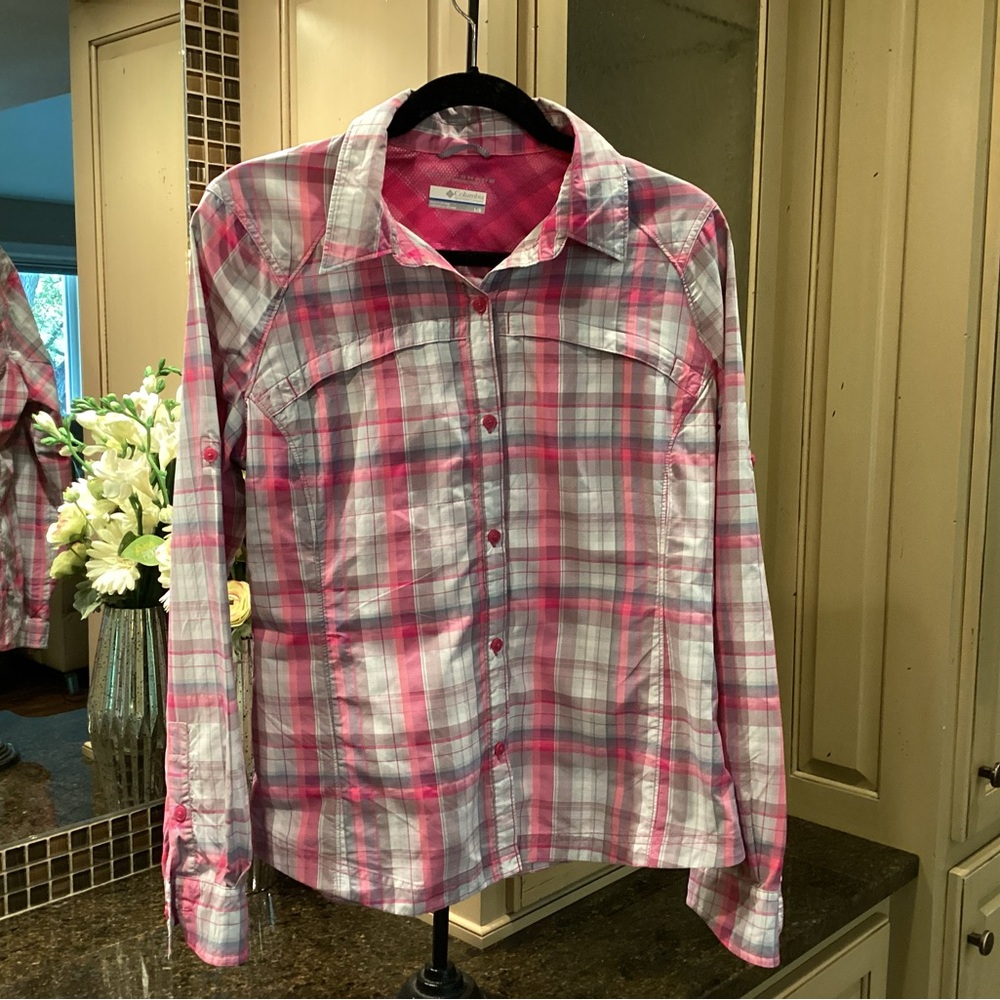 Columbia Omnishade Pink and Gray Plaid Shirt
